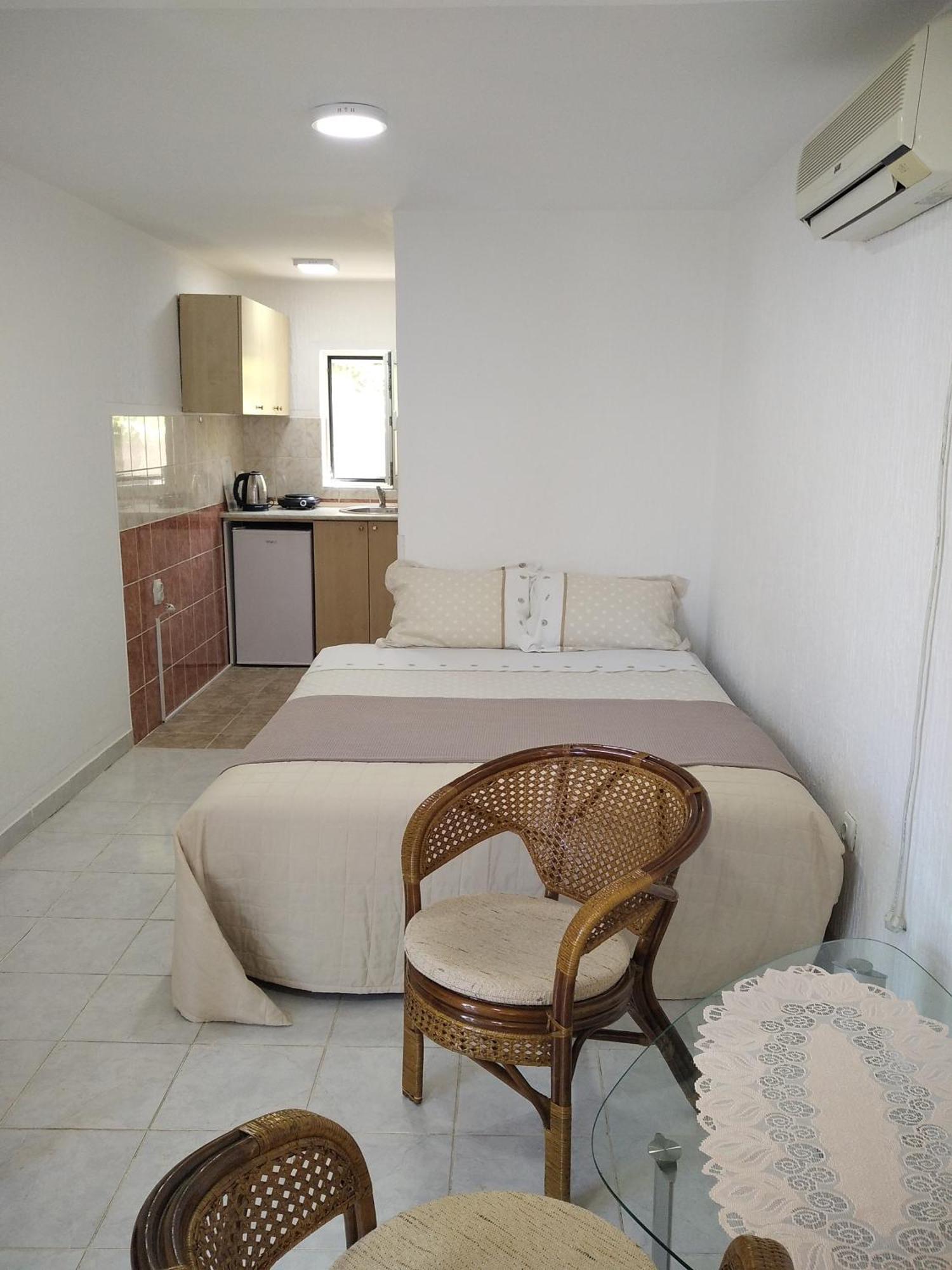 Aparttoni Dobra Voda Kültér fotó