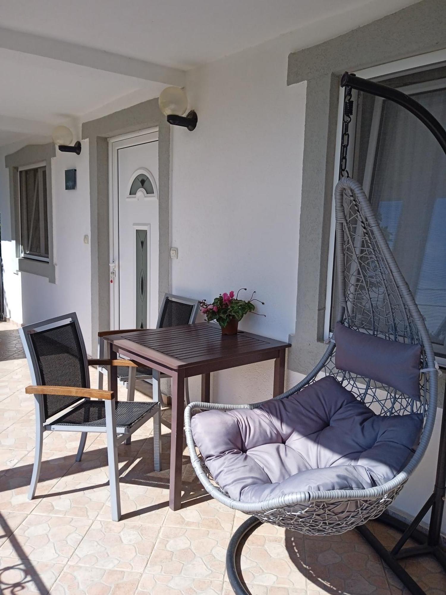 Aparttoni Dobra Voda Kültér fotó